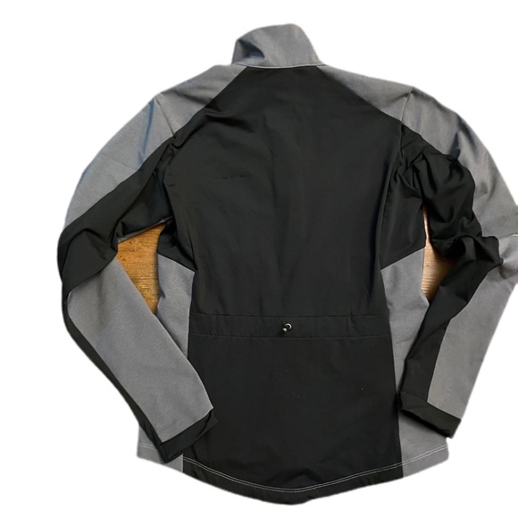 Salomon Activewear- midlayer lightweight jacket - Picture 2 of 3